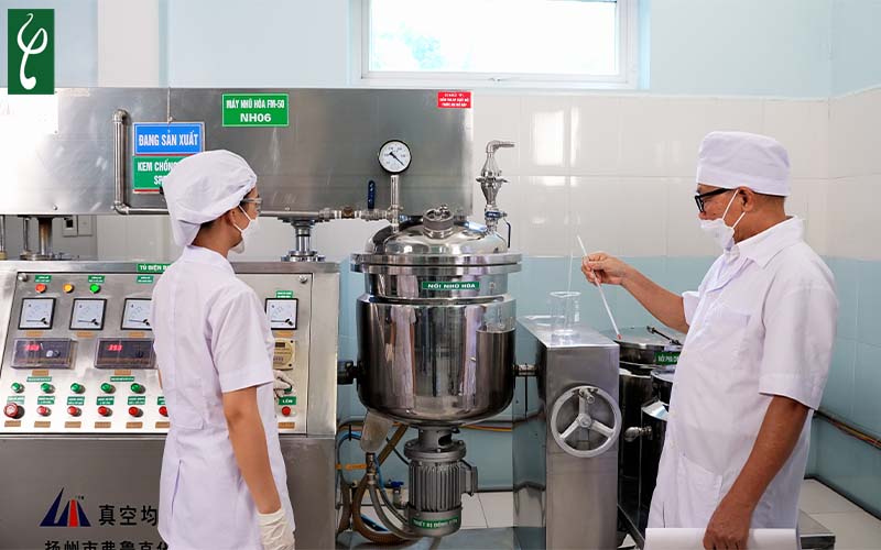 Gia công sữa rửa mặt nam tại Nam dược Hải Long