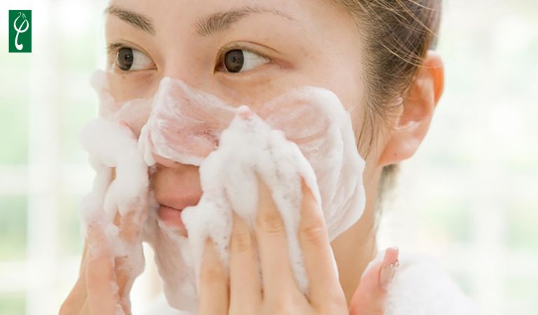 Có nên dùng nhiều loại sữa rửa mặt không