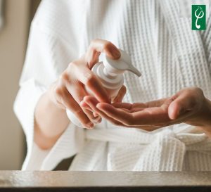 Gia công dung dịch vệ sinh phụ nữ giảm khô hạn hiệu quả