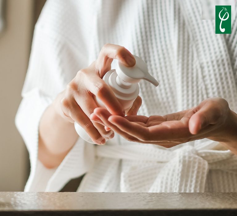 Gia công dung dịch vệ sinh phụ nữ giảm khô hạn hiệu quả