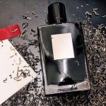 Gia công nước hoa hương trà đen
