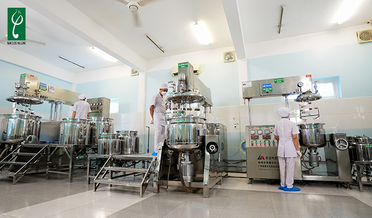 gia công nước hoa hương hoa ly