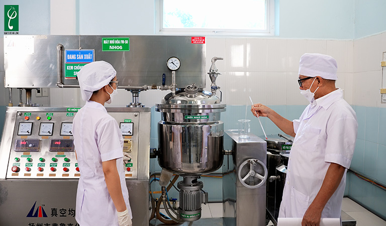 gia công nước hoa hương nhang