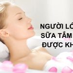 Người lớn tắm sữa tắm em bé được không