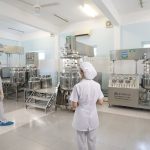 nhà máy gia công mỹ phẩm