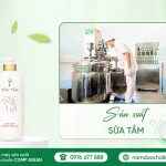 Gia công sữa tắm cho mẹ sau sinh