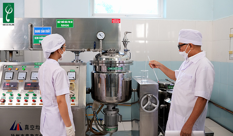 Công ty Nam Dược Hải Long sản xuất sữa tắm thảo mộc chuyên nghiệp gia công sữa tắm thảo mộc