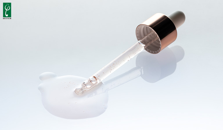 Ưu tiên chọn loại serum không chứa cồn khô để tránh tình trạng kích ứng da da khô dùng loại serum nào