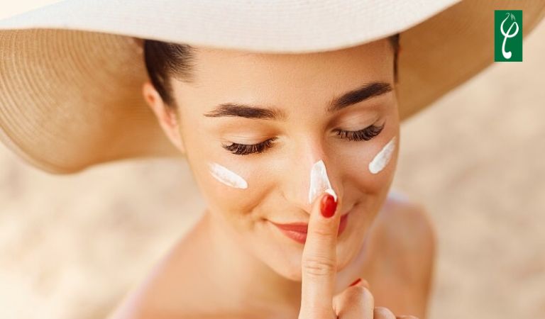 Nên thoa lại kem chống nắng sau mỗi 2-3 giờ để tối ưu hiệu quả bảo vệ da
