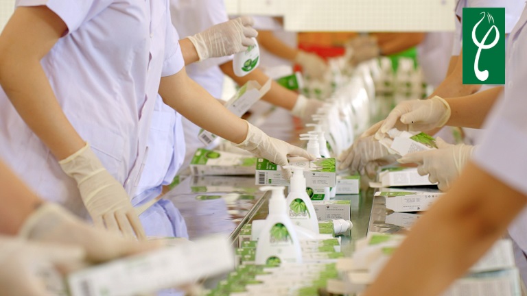 Gia công dung dịch vệ sinh lá trầu không thiên nhiên theo yêu cầu thương hiệu Chủ đầu tư nên chọn đối tác sản xuất dung dịch vệ sinh lá trầu không uy tín, có chứng nhận quốc tế CGMP