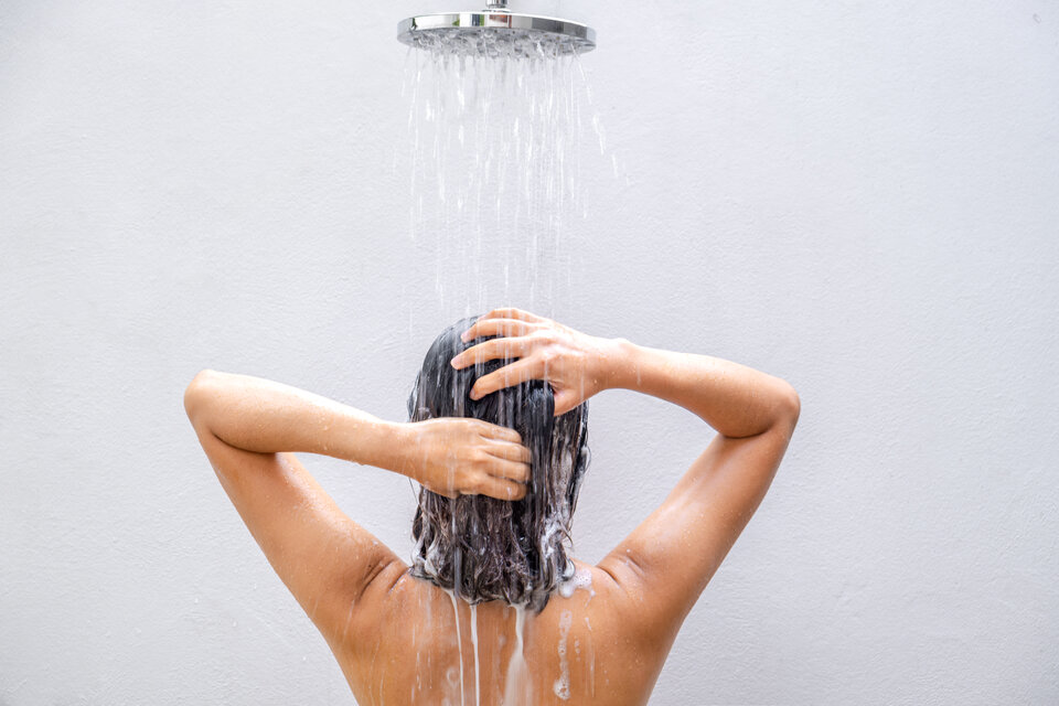có nên gội đầu mỗi ngày