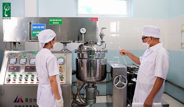 Dây chuyền sản xuất mỹ phẩm chuẩn quốc tế CGMP tại nhà máy Nam Dược Hải Long dây chuyền sản xuất mỹ phẩm