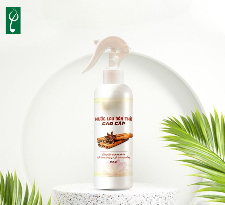 Về mặt tâm linh nước bao sái giúp xua đuổi tà khí, uế khí, những năng lượng tiêu cực tích tụ lâu ngày trên bàn thờ