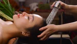 Giải đáp chi tiết ngày nào cũng gội đầu có sao không