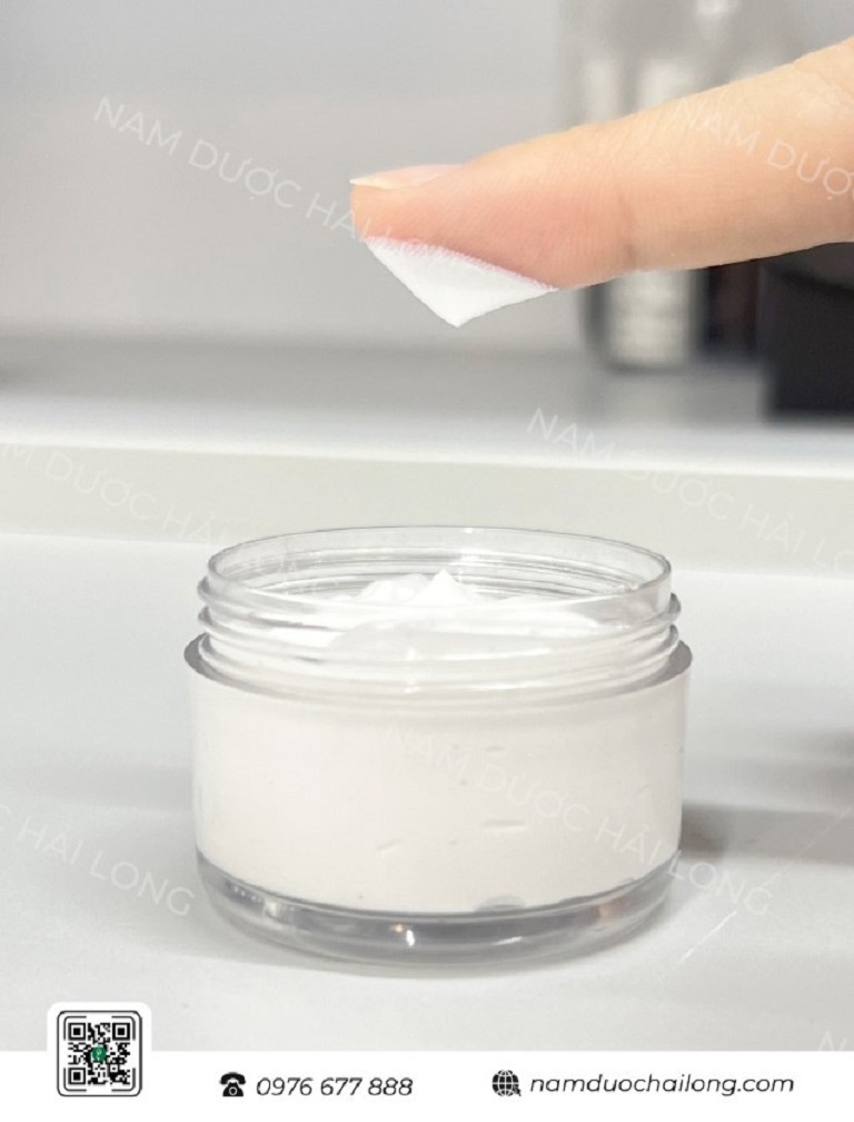 Gia công kem dưỡng là dịch vụ các doanh nghiệp đặt nhà máy chuyên nghiệp sản xuất kem dưỡng theo yêu cầu