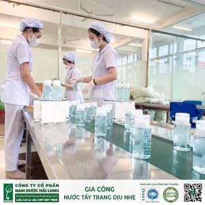 Nhà máy gia công nước tẩy trang