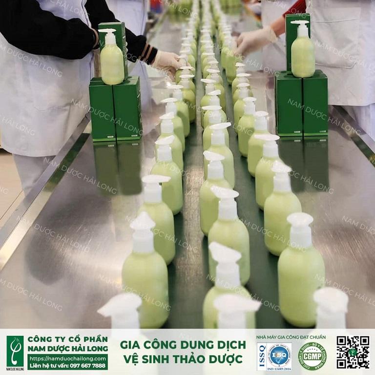 Quy trình gia công dung dịch vệ sinh dạng gel